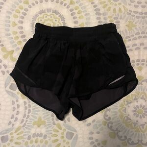 Black camo lululemon hotty hot low rise lined shorts size 4